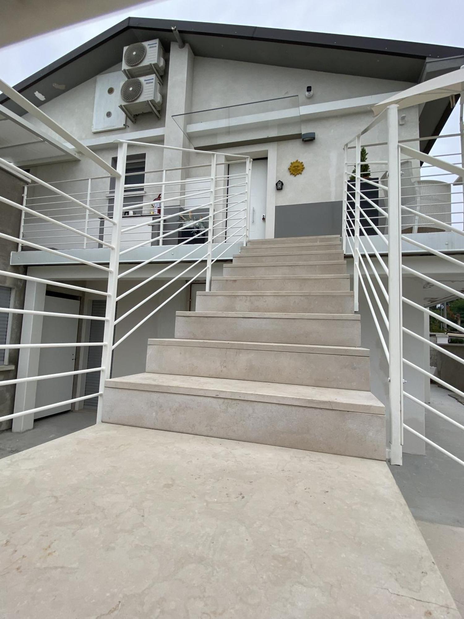 Meridien House Casalserugo Экстерьер фото
