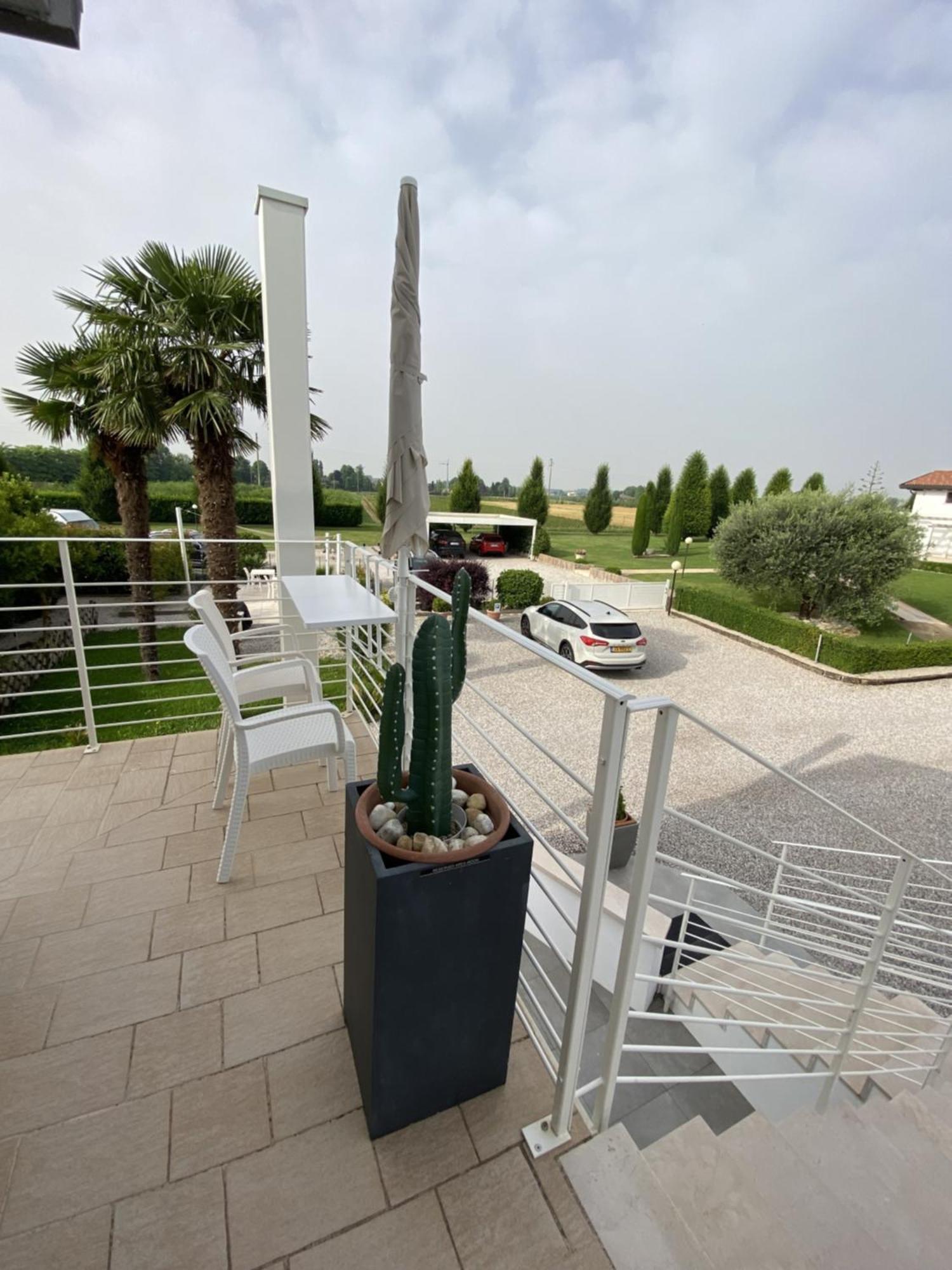 Meridien House Casalserugo Экстерьер фото